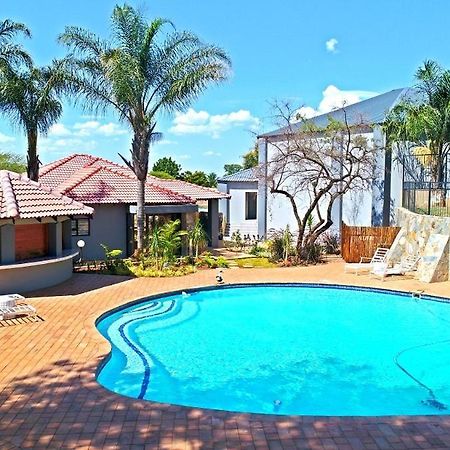 Ultimate Sky _ 2 Bedroom Villa Pretoria-Noord Exterior foto