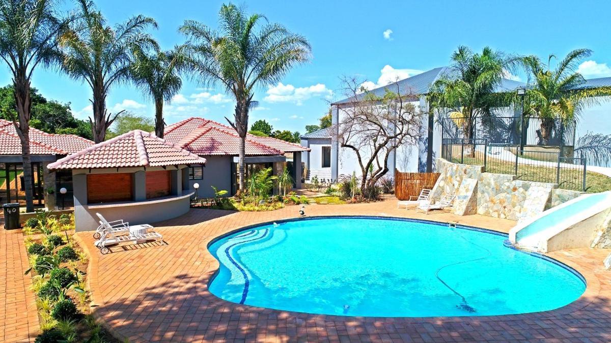 Ultimate Sky _ 2 Bedroom Villa Pretoria-Noord Exterior foto